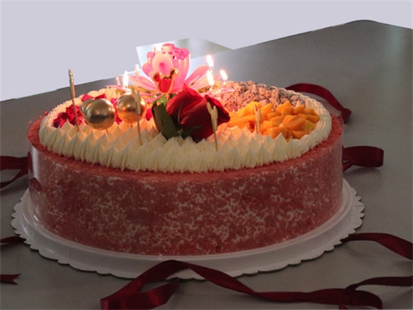 康拓員工生日會 | 奮斗的時光，溫暖的微笑！