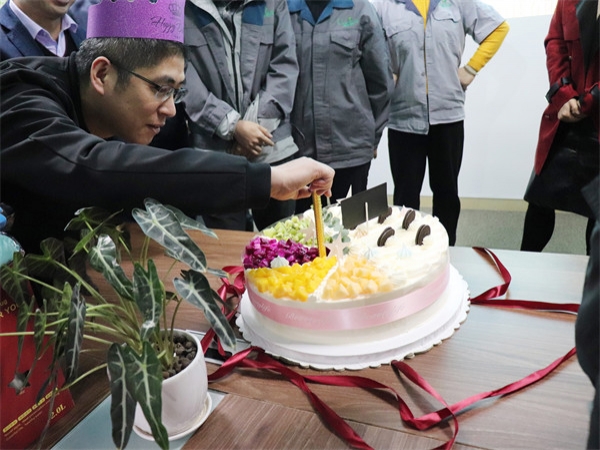康拓員工生日會 | 溫暖時光，分享快樂！